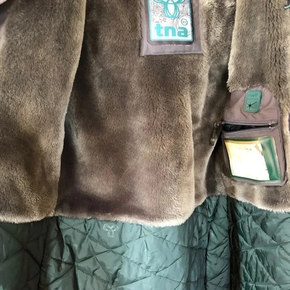 TNA XS Winter Jacket - Picture 4 of 16